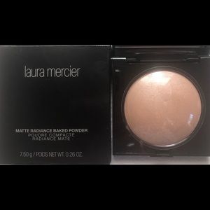 Laura Mercier baked powder NIB